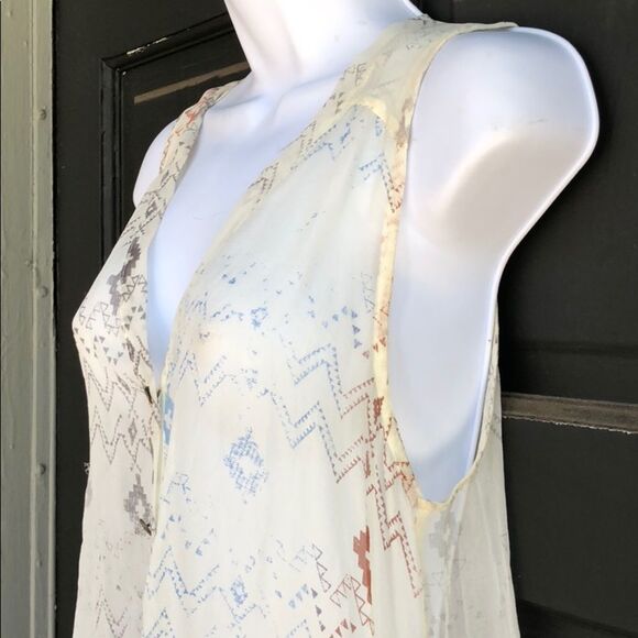 Gypsy 05‎ Sheer Silk Top - Picture 4 of 9